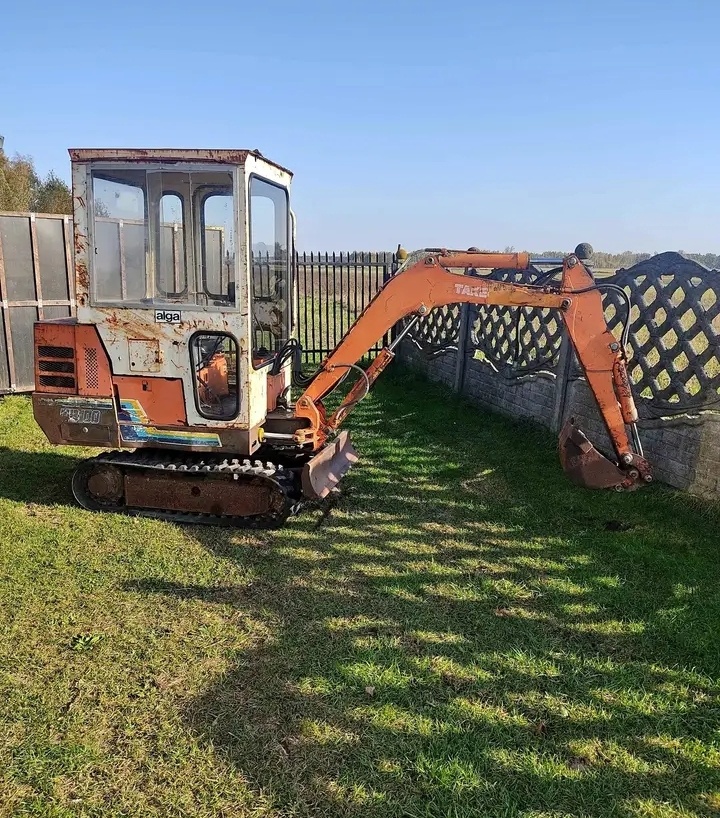 Takeuchi TB 100 minibagr - 3
