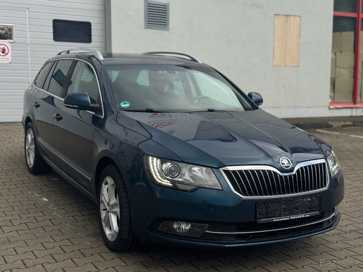Škoda Superb Combi Elegance DSG 2014 - 3