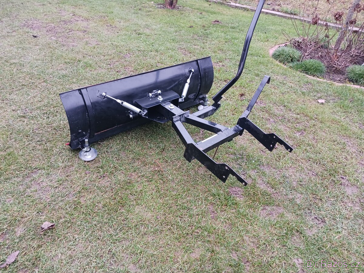 Sněhová radlice + držák na zahradní traktor - 3