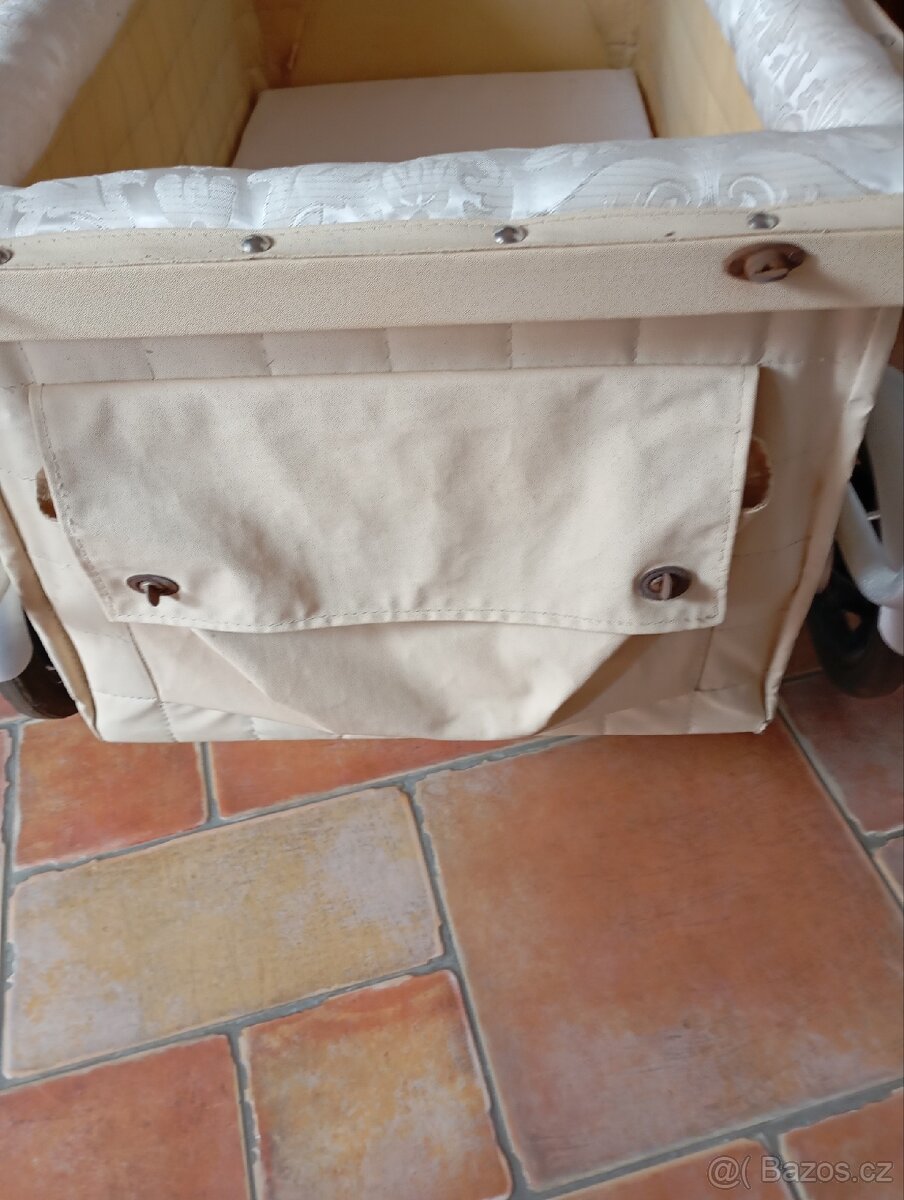 Retro kočárek pro dítě - 3