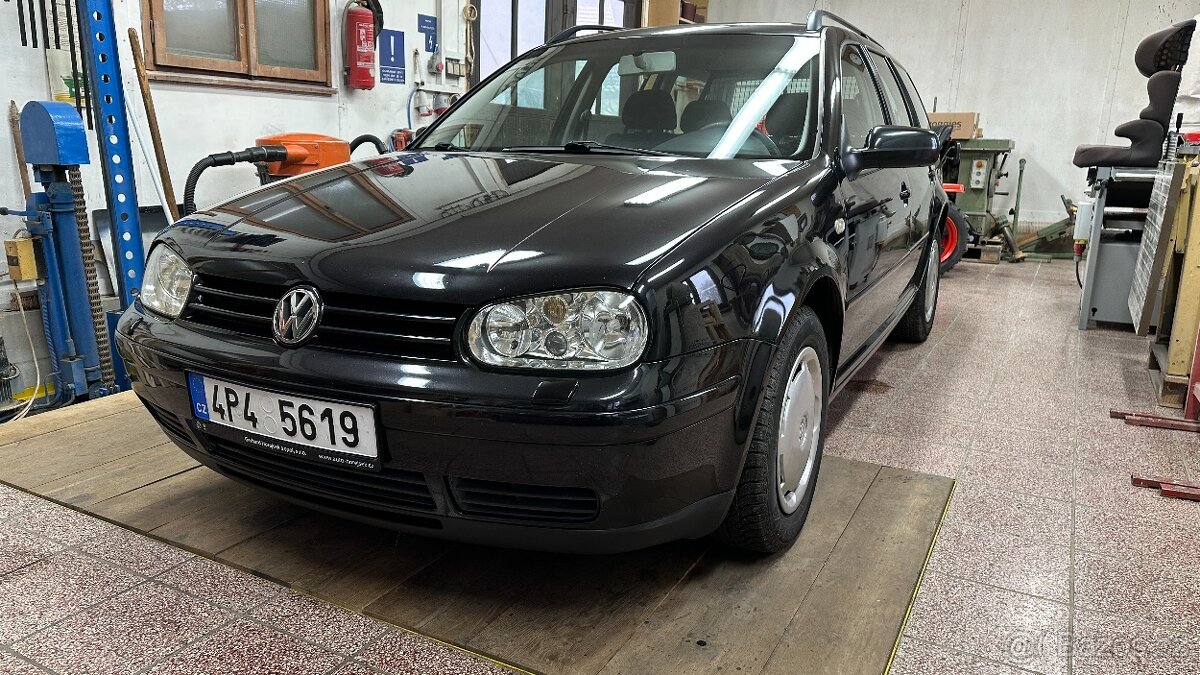 VW Golf 4 Variant 1.6 SR r.v. 2000 - 3