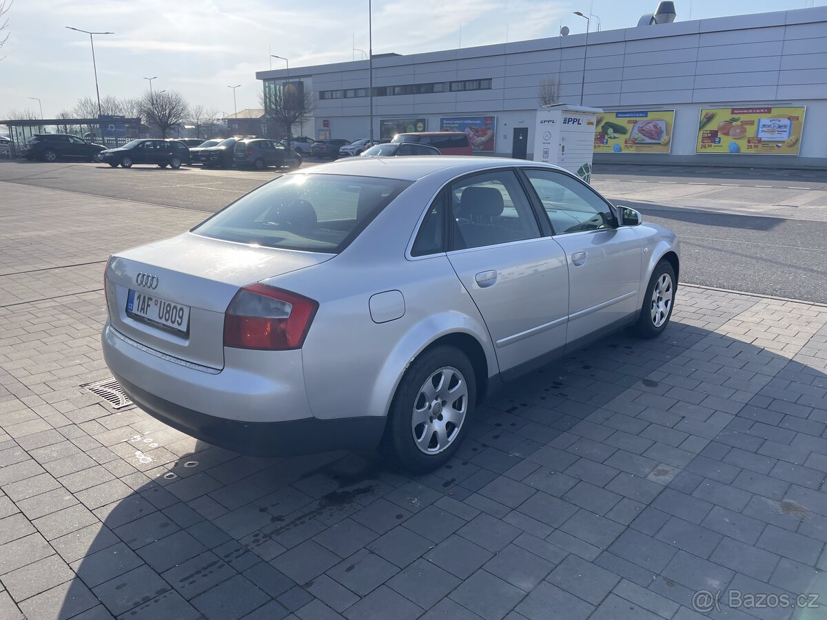 Audi A4 2004 1,9TDI - po servisu - 3