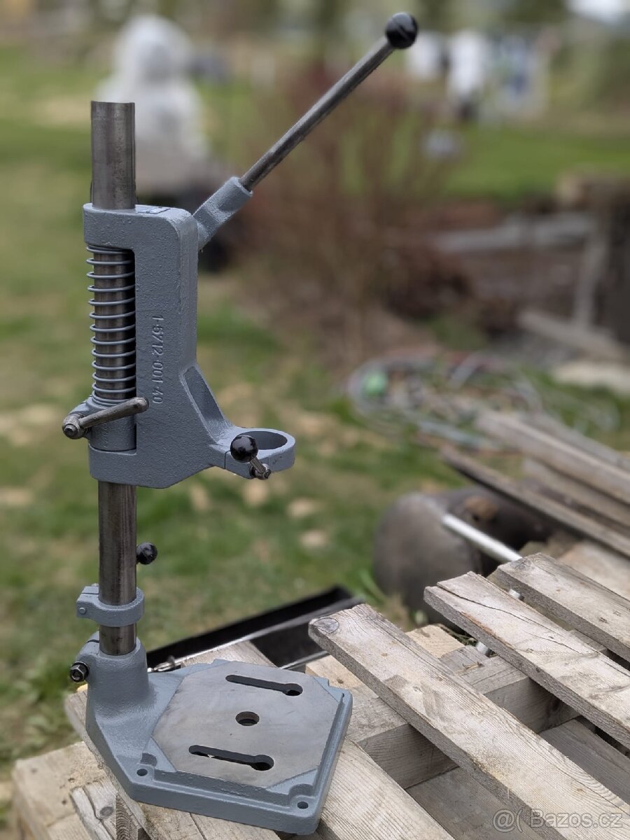 Stojan na vrtačku narex Top stav - 3