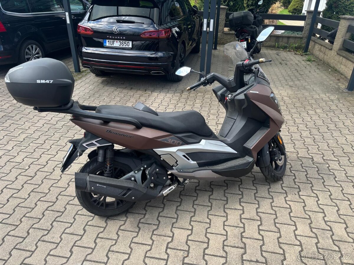 Maxon Discover 300 - 3