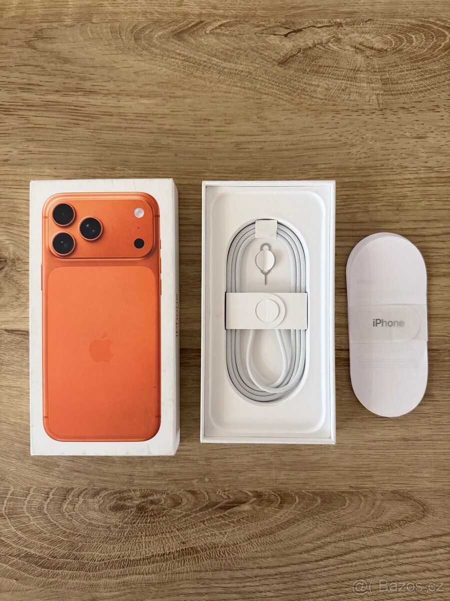iPhone 17 Pro Max, baterie 100% - 3