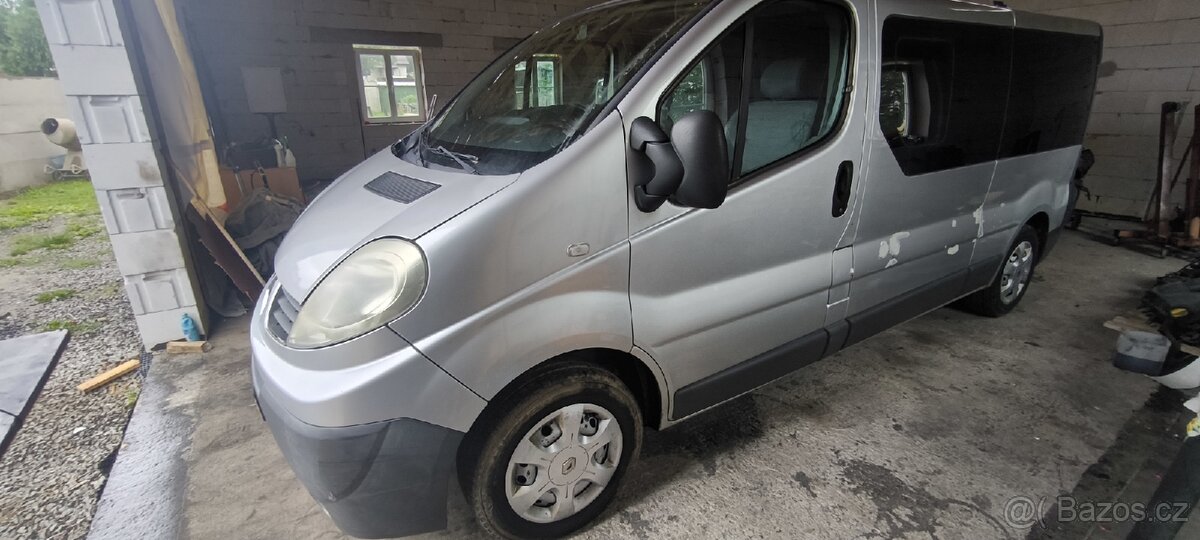 Renault trafic 2.0dci - 3
