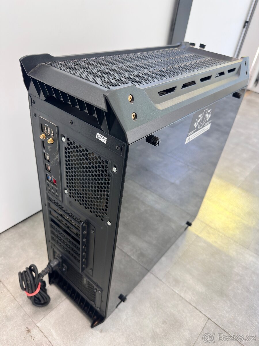 Herní PC Intel Core i9, RTX 3080, 2 TB SSD - 3