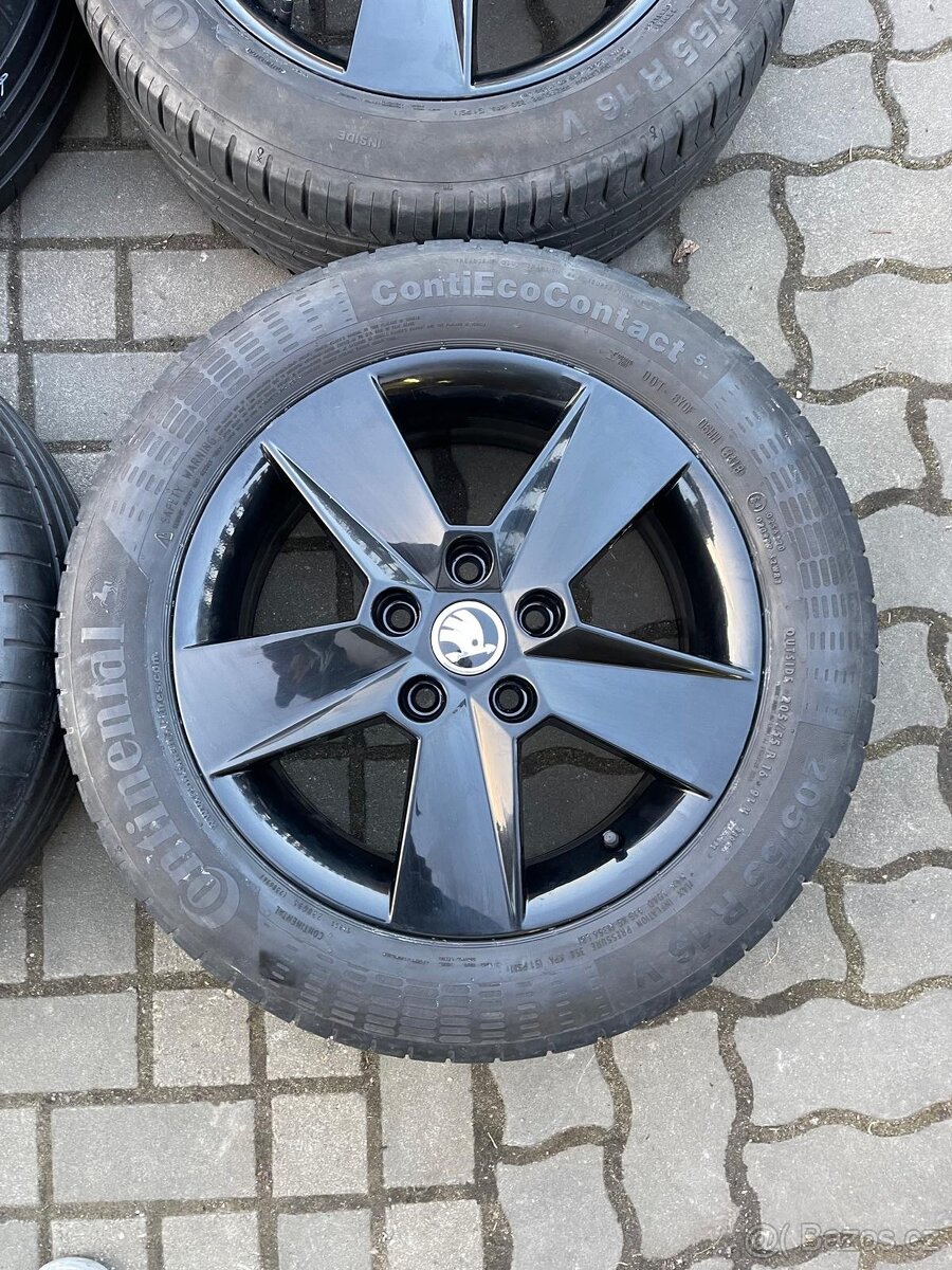 ORIGINÁL Alu Škoda ILIAS R16, 5x112 - TOP, LETNÍ - 3