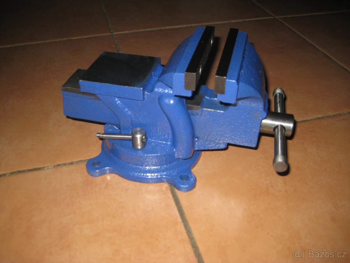 Svěrák otočný. - 3
