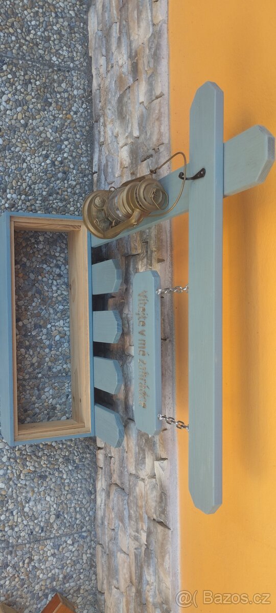 Zahradní truhlík s jmenovkou na řetízku - 3