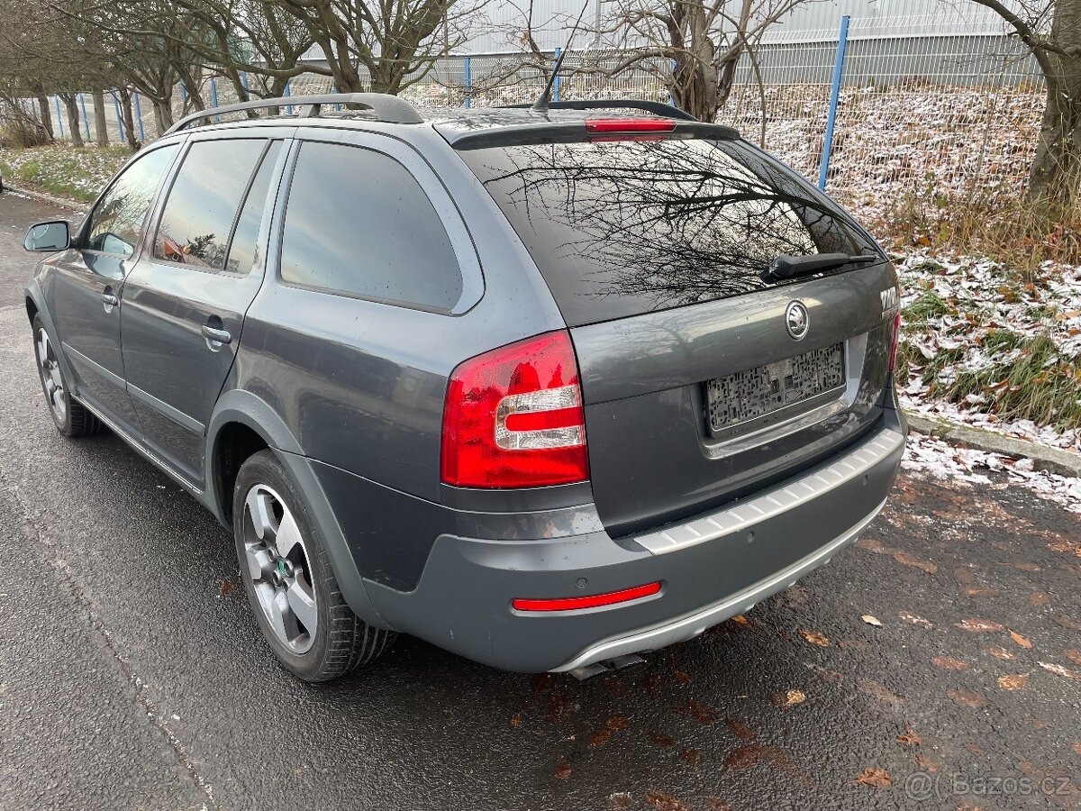 skoda octavia Scout combi 2.0 tdi r.v 2008 webasto - 3