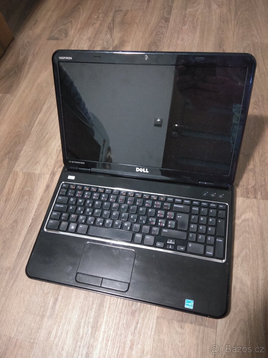 Notebook Dell M5110 - 3