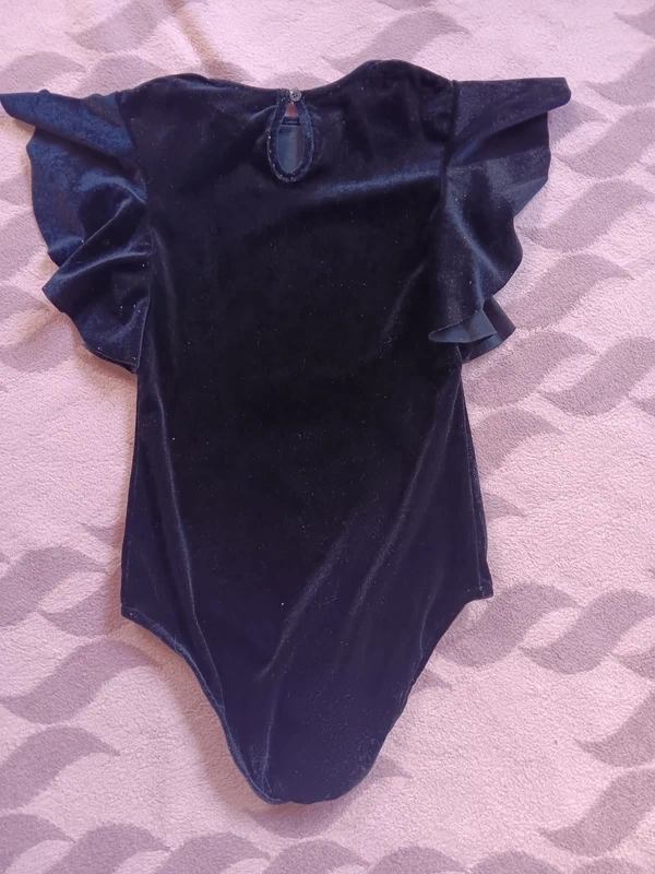 Body vel. cca 134 cm/ 140 - 3