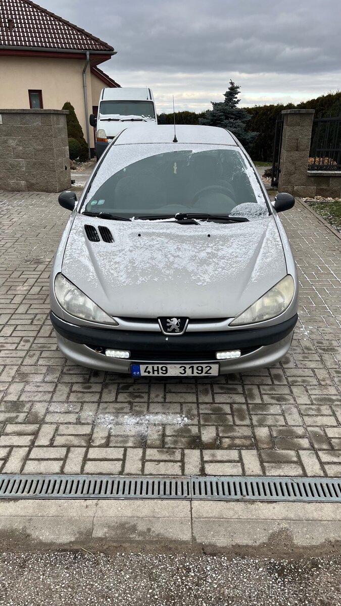 Peugeot 206 - 3
