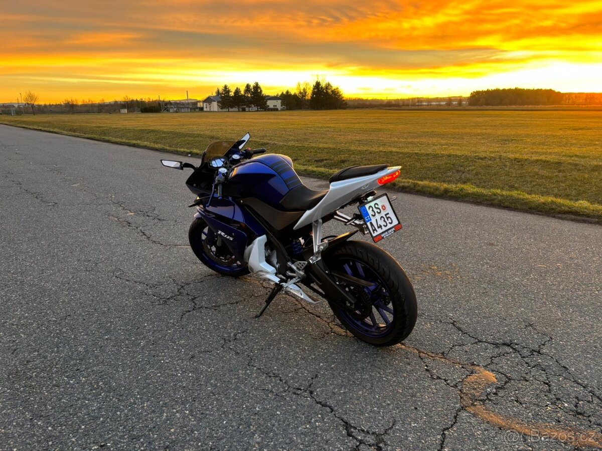 Yamaha yzf r125 2015 - 3