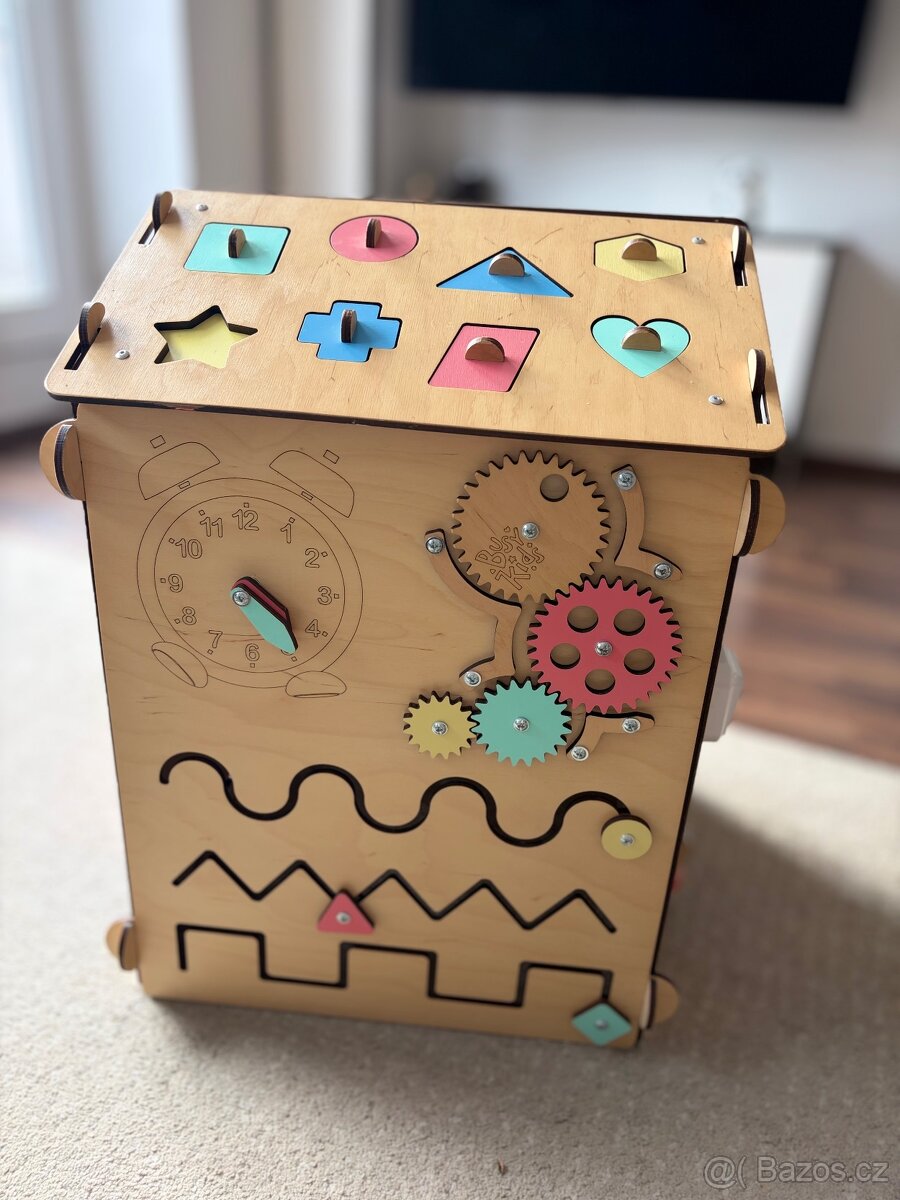 Activity board domecek - 3