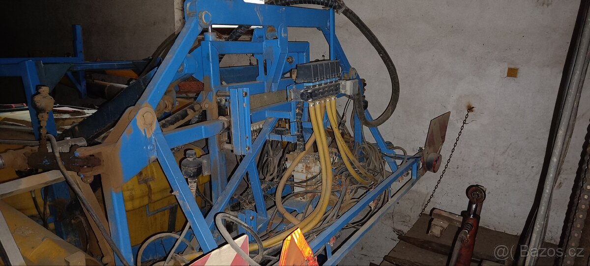 Postřikovač AKP 3000/18 - 3