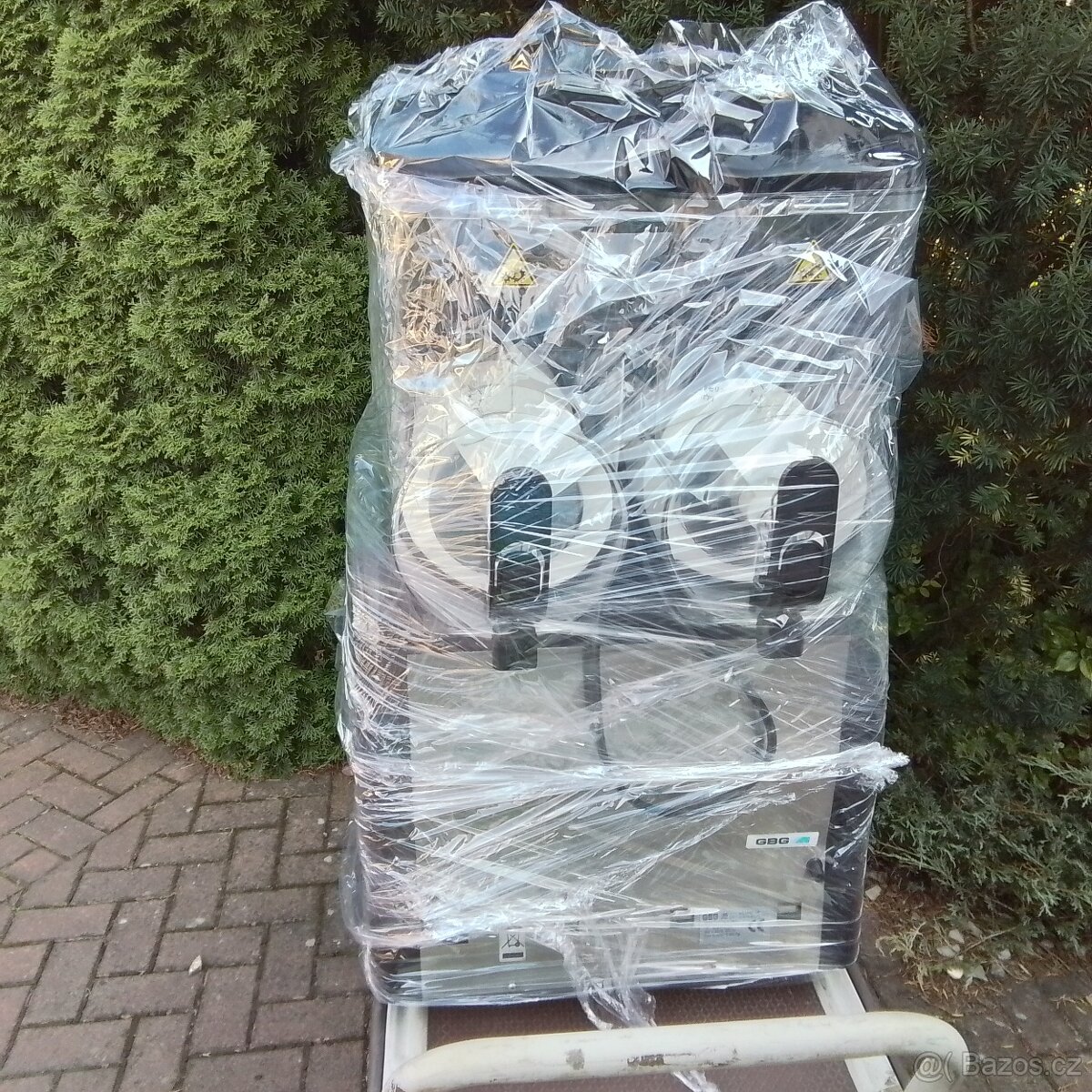 Vyrobnik ledove triste GBG 2a3 komory - 3