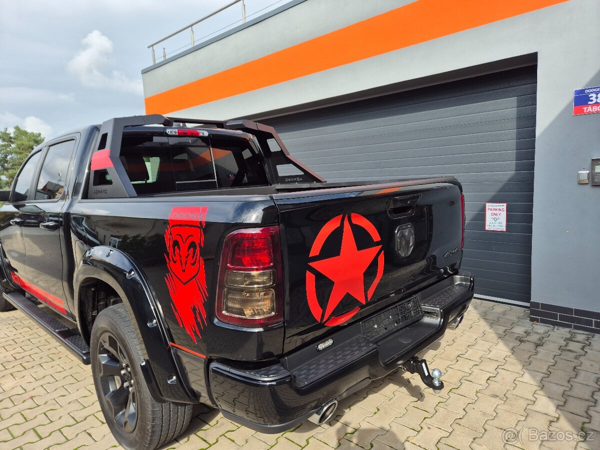 DODGE RAM 1500 5,7 HEMI 2022  44 000 km