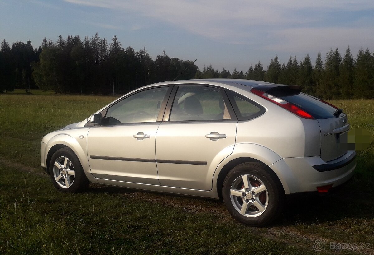 Ford Focus II - 1,6 benzin, 74kW - 3