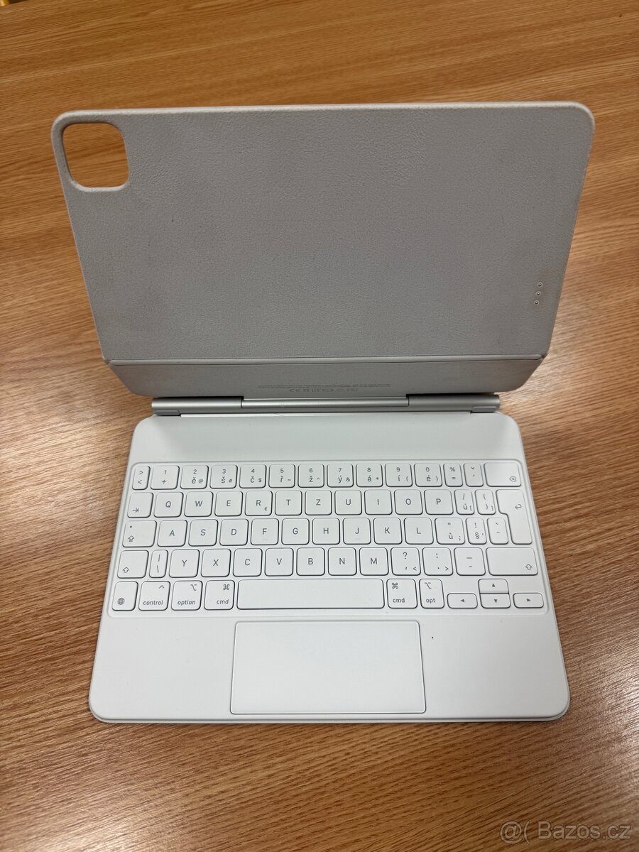 Apple Magic Keyboard - 3