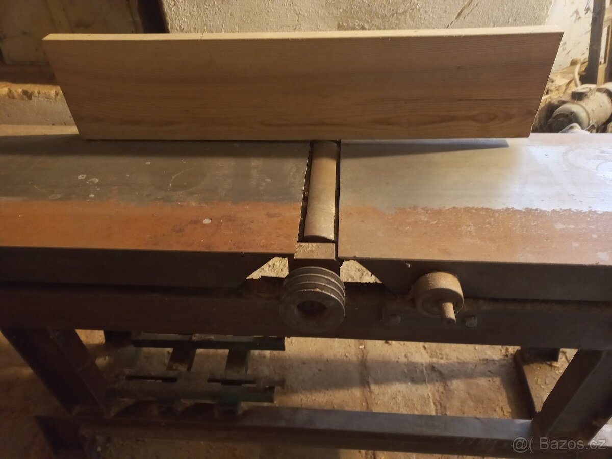 Srovnávací frézka - 3