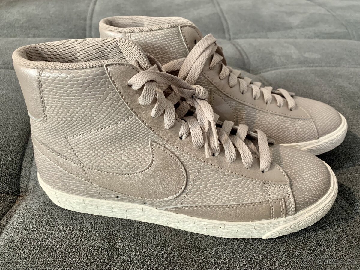 Kotníkové tenisky Nike - vel. EUR 40 - 3