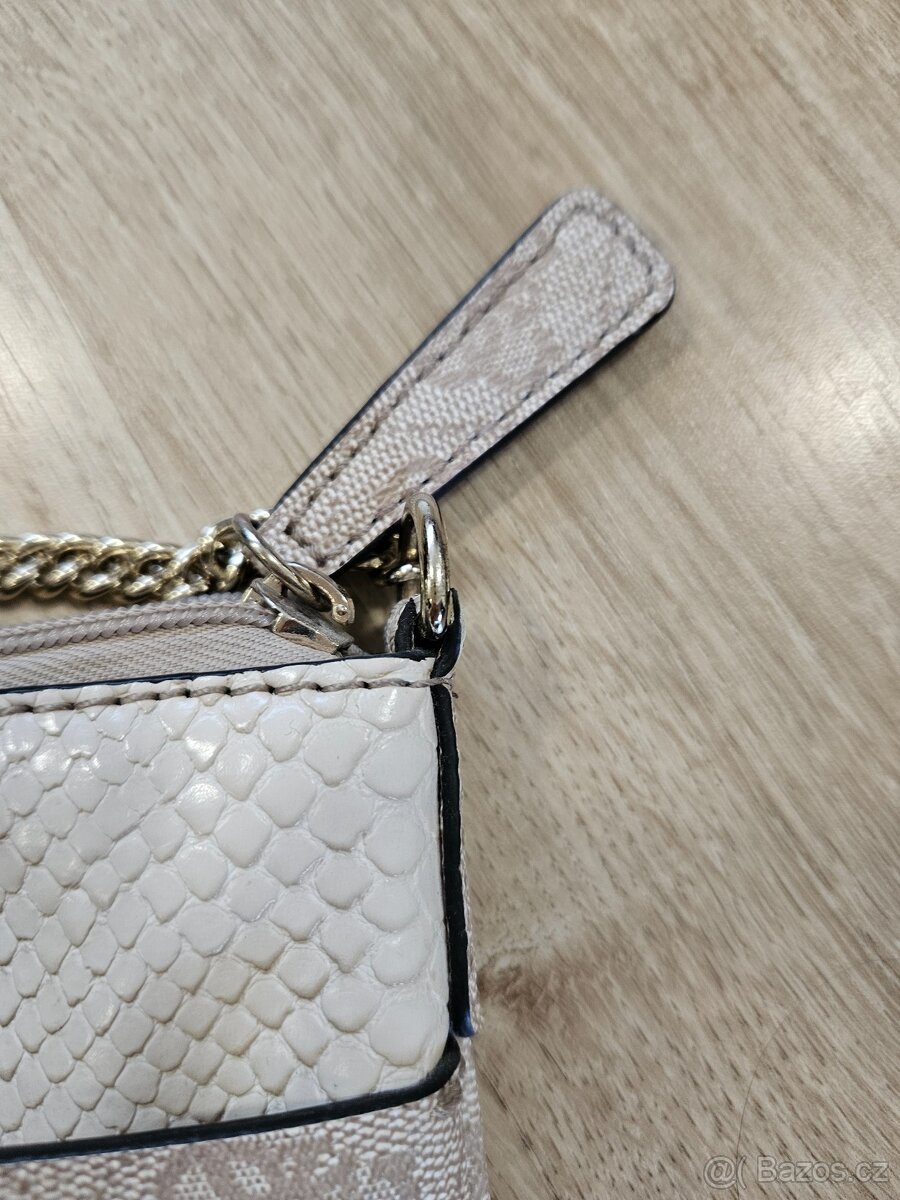 Guess kabelka crossbody - 3