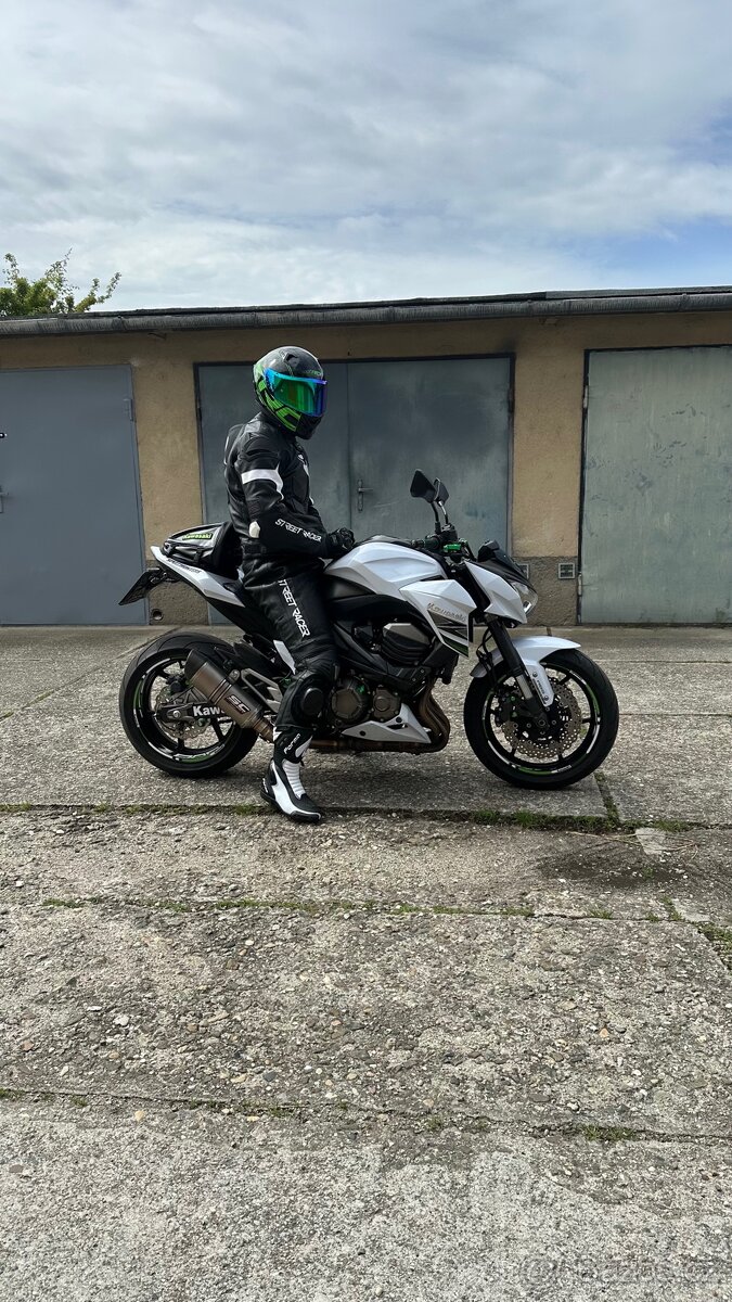Kawasaki z800R - 3