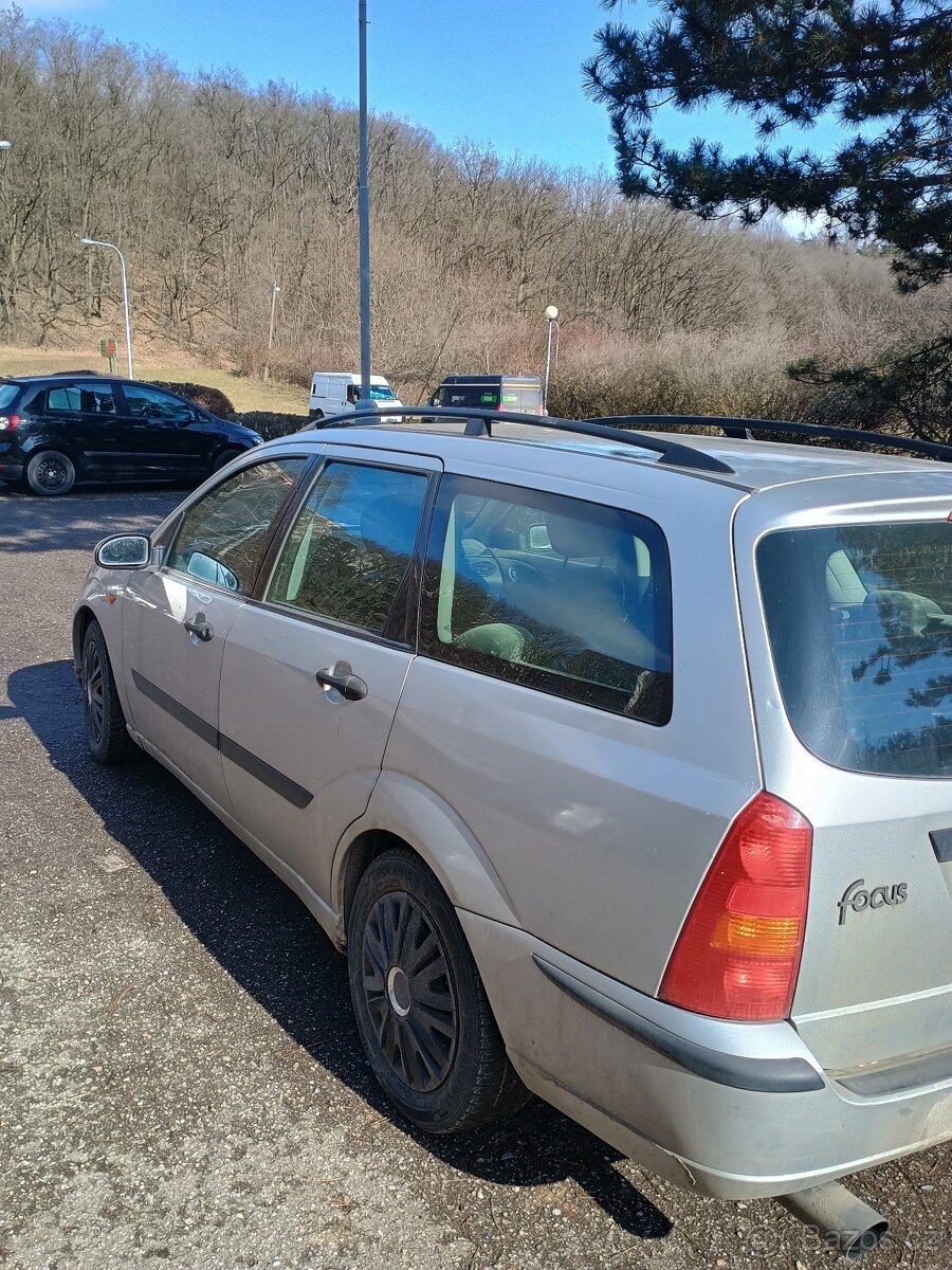Díly z Ford Focus mk1 1.6 - 3