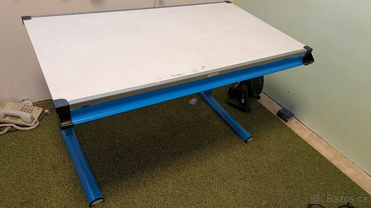 Rostoucí stůl. - 3