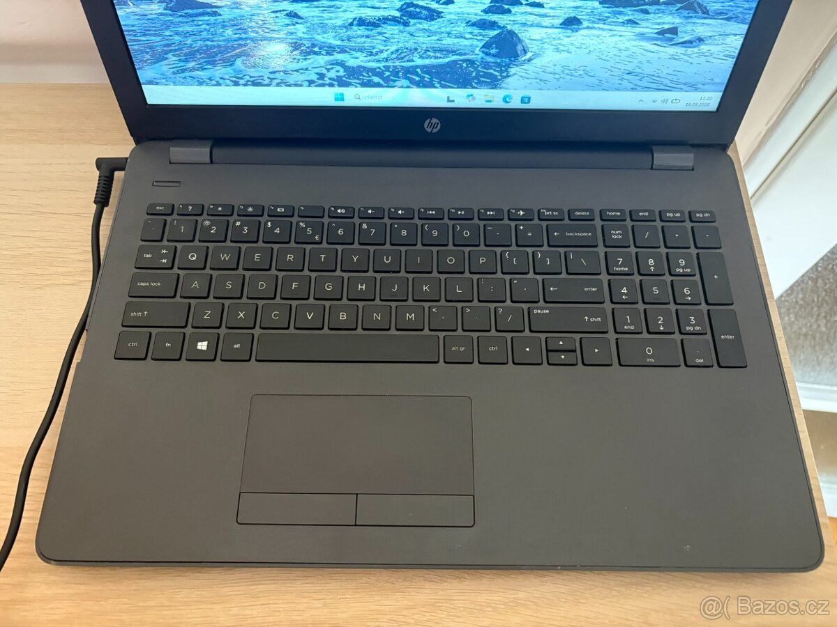 Laptop HP 250 G6 - 3