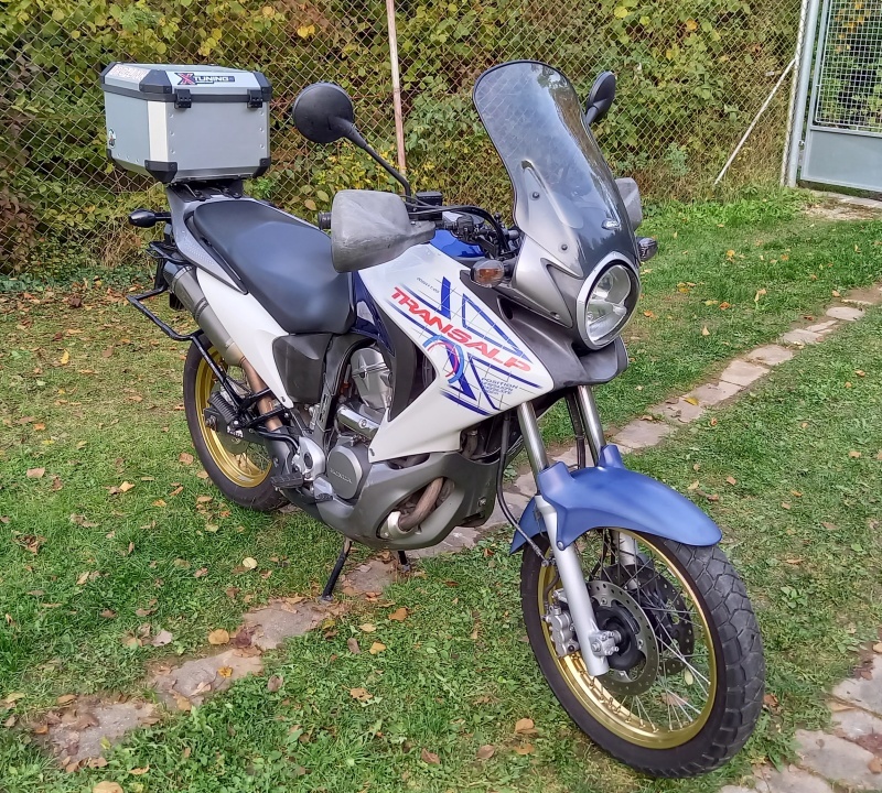 Honda XL 700VA Transalp s výbavou