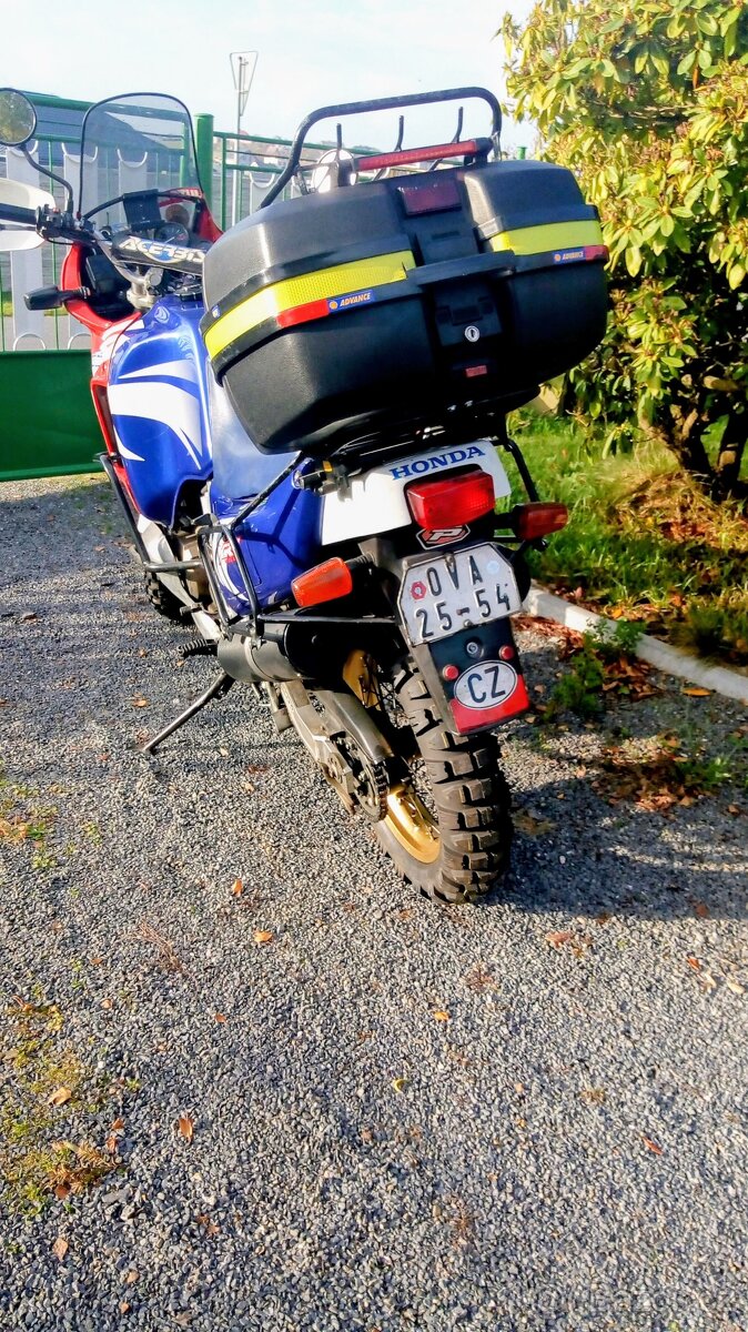 HONDA XRV750 RD04
