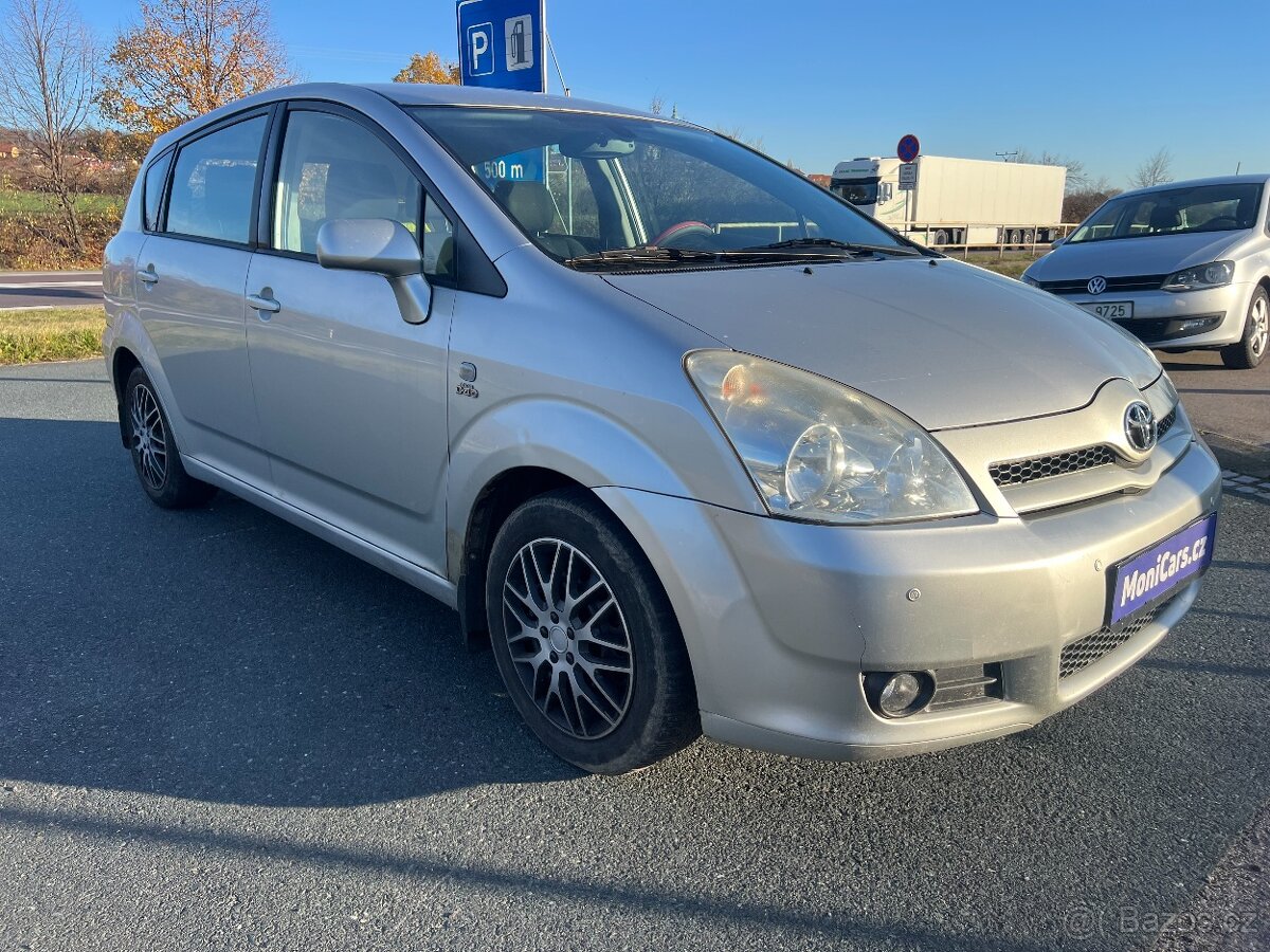 Toyota Corolla Verso, 2.0 D-4D 85kW TAŽNÉ - 3