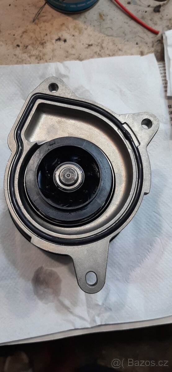Vodní pumpa originál nová 1,2 tsi - 3