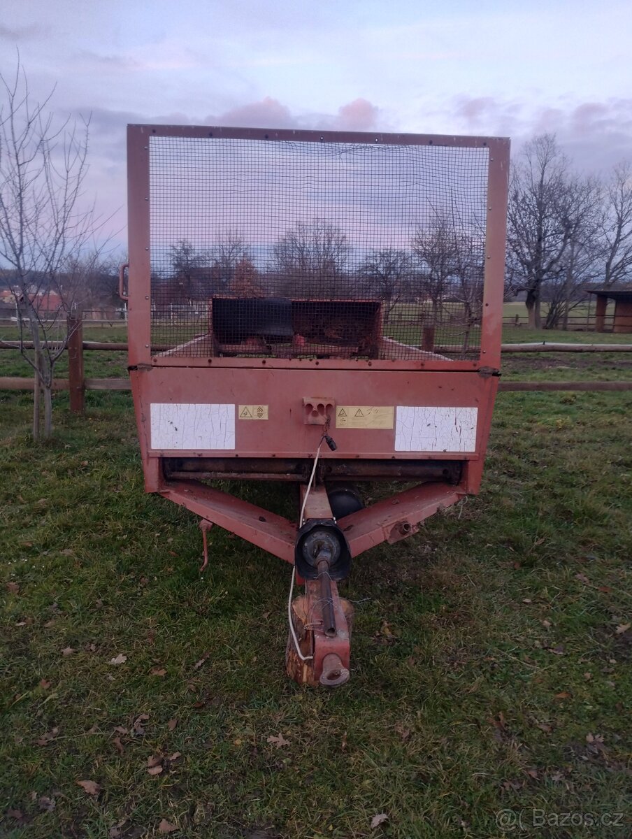 Rozmetadlo hnoje RUR55 - 3