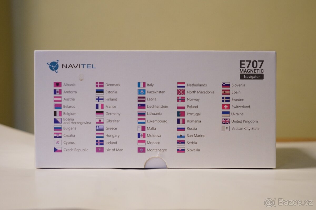Navitel E707 - 3