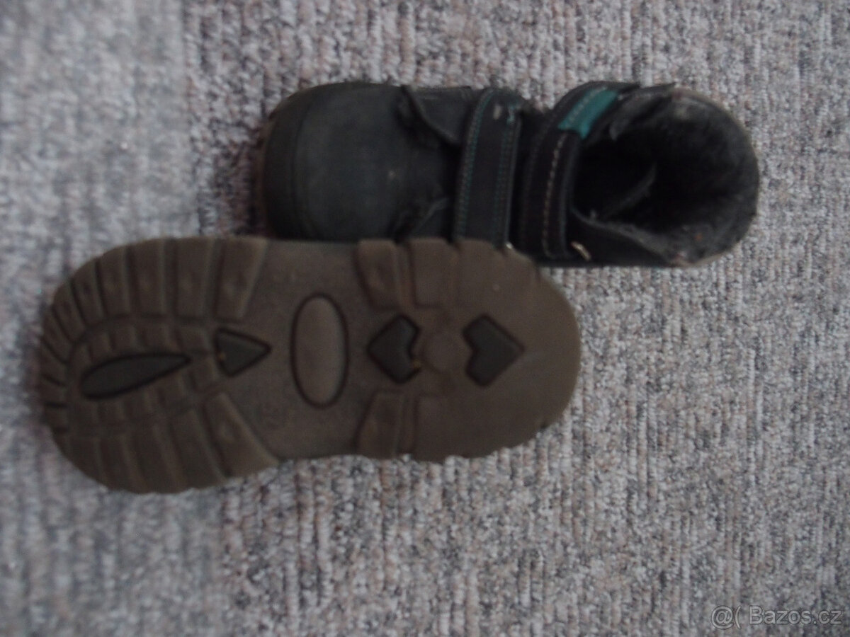 Prodám zimní boty Columbia a druhé kožené zdarma - vel. 25 - 3