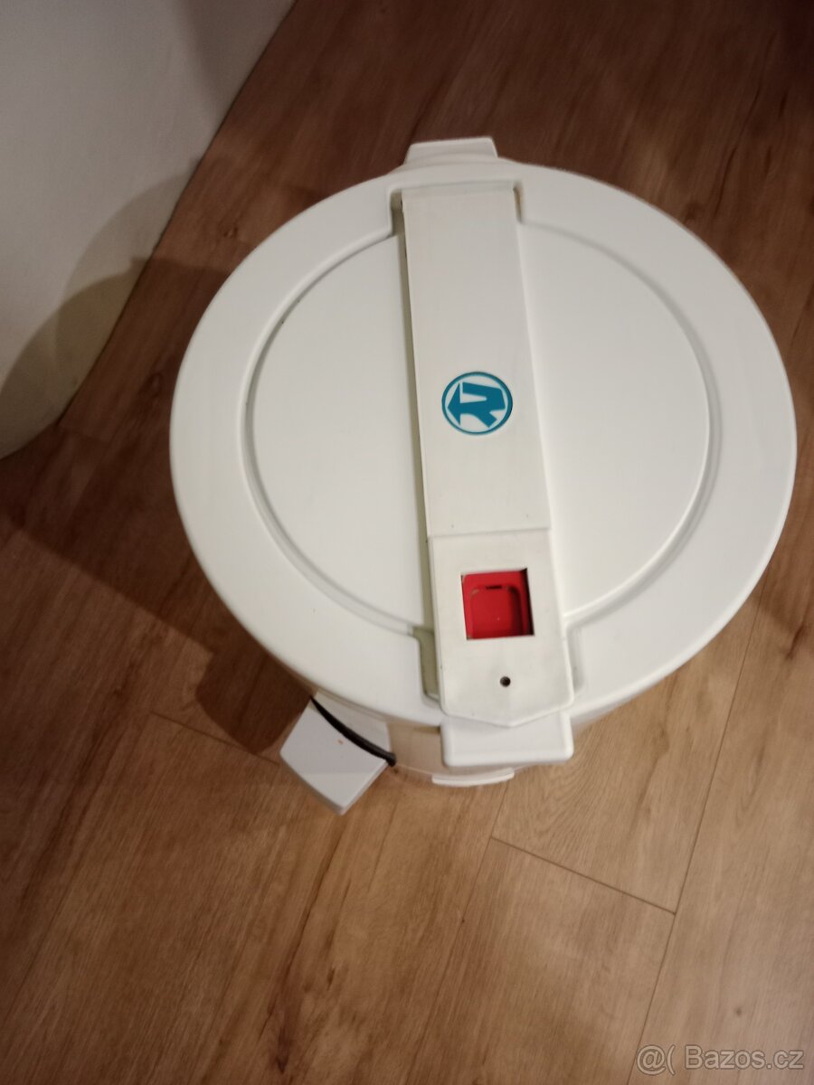 Ždímačka Romo - 3