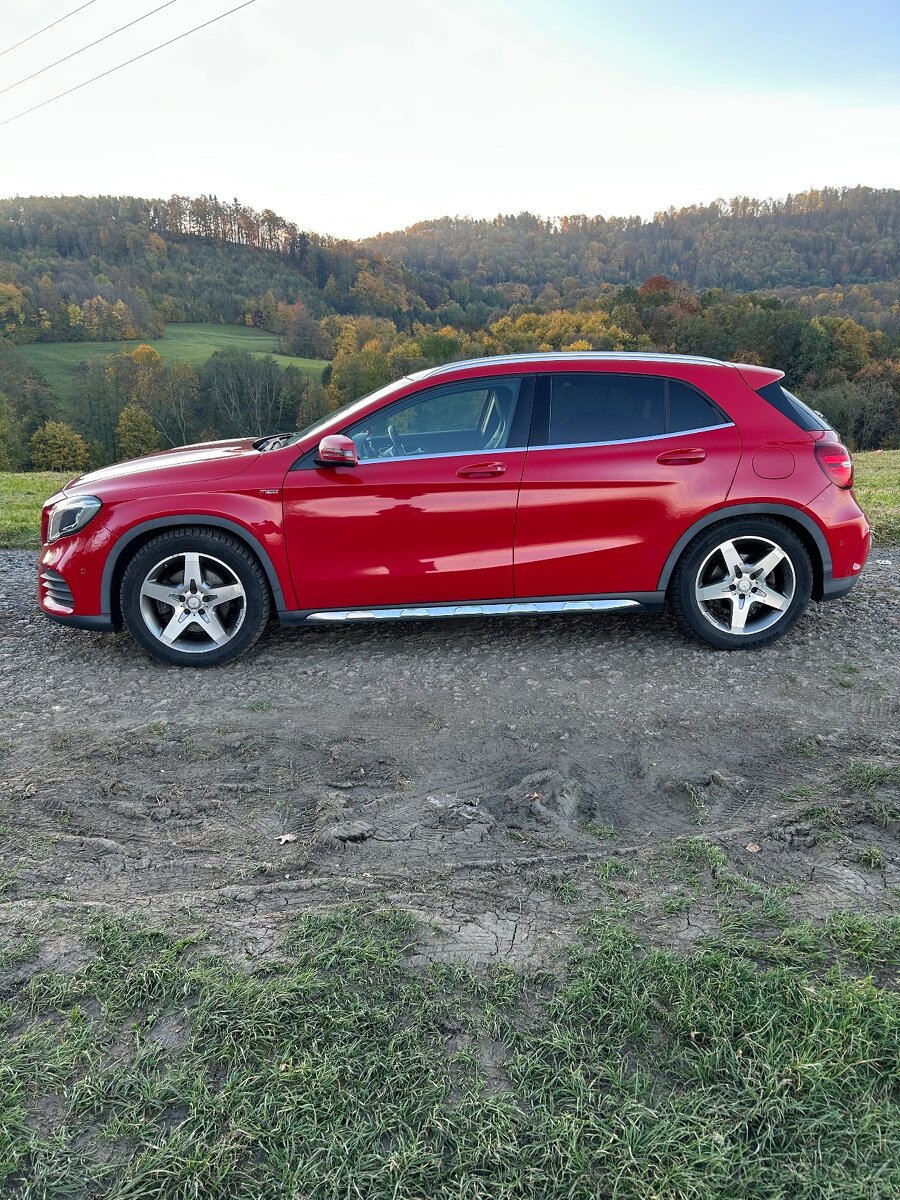Mercedes Benz GLA 220d 4 matic AT - 3