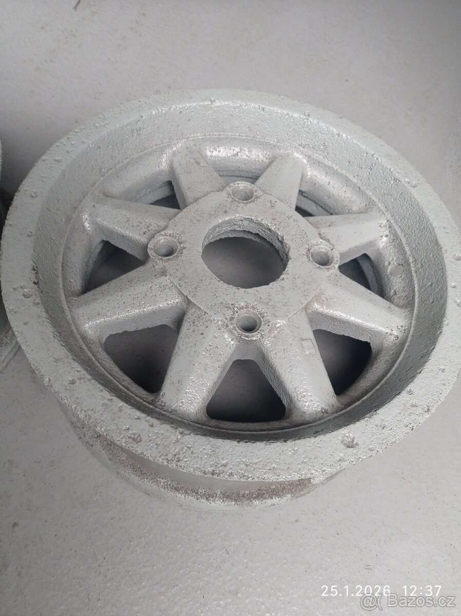 13" LOUKOTE ORIGINAL SKODA VETERAN 4x130 - 3
