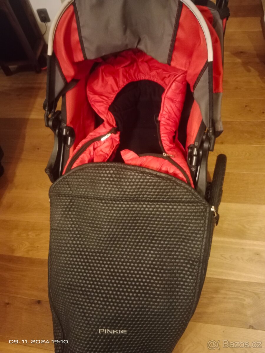 Kočárek Britax - 3