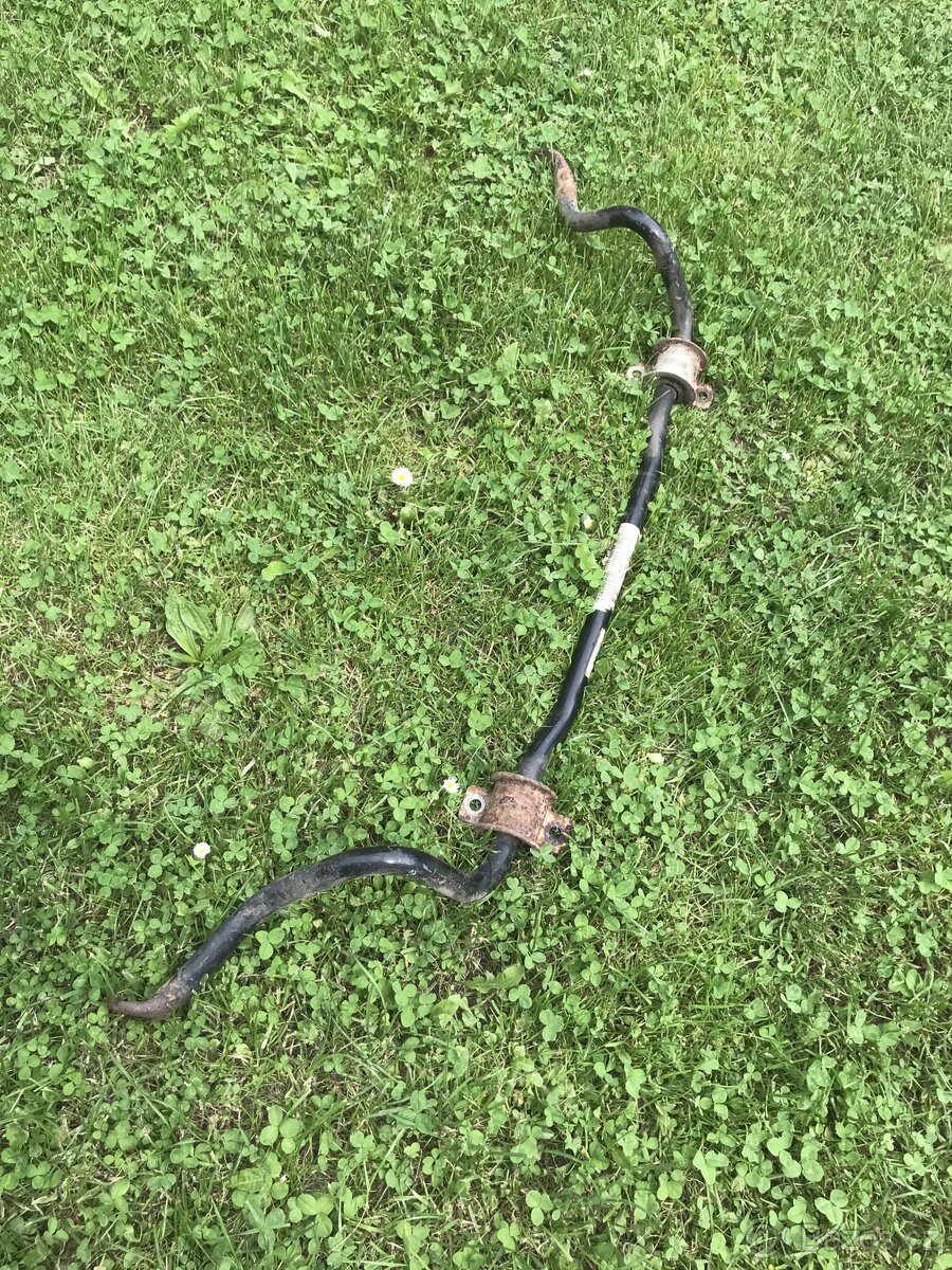 Ford Focus II. servořízení,stabilizátor,nápravnice - 3