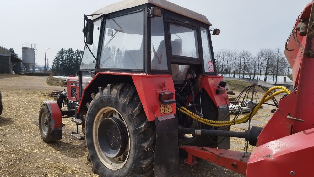 Traktor Zetor 7011 - 3