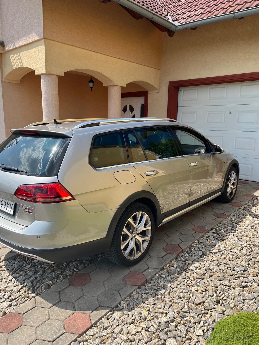 Volkswagen Golf Alltrack - 3