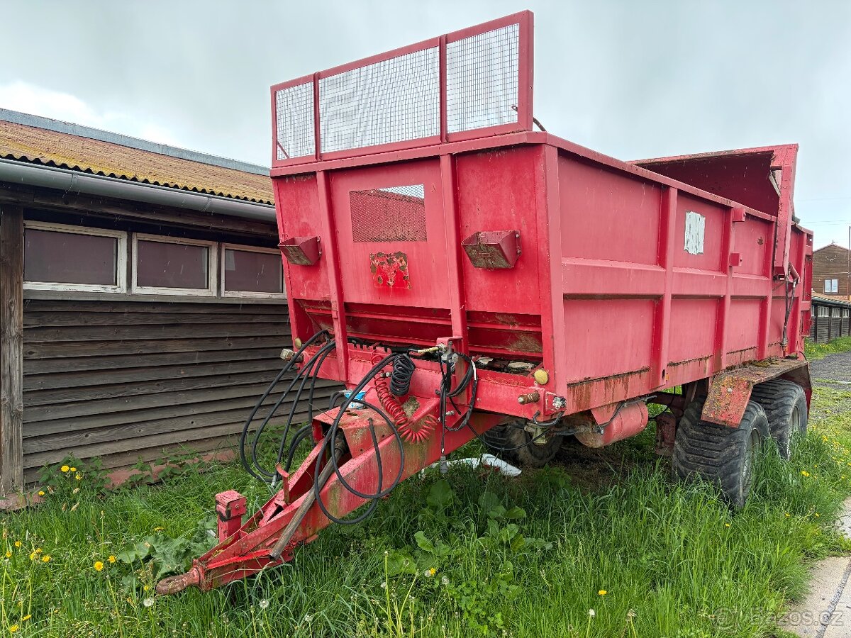 Rozmetadlo hnoje 10t - 3