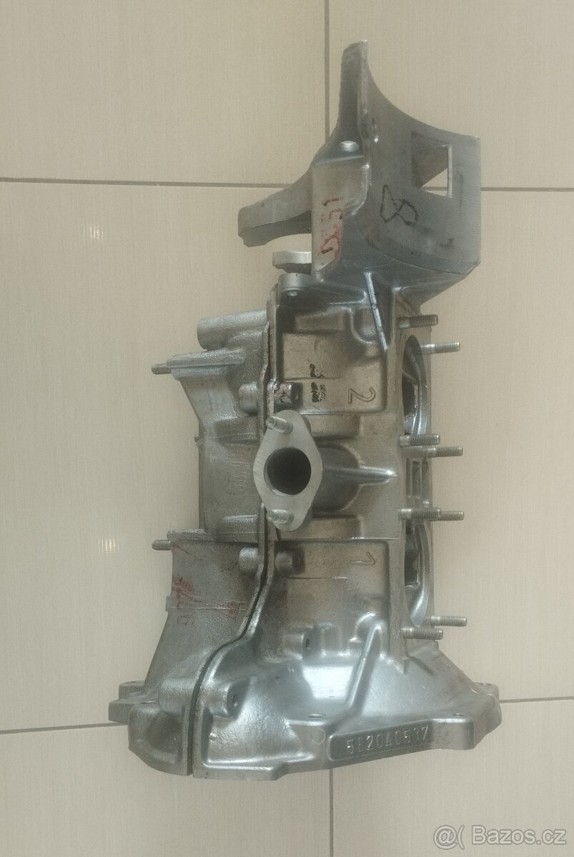 Kartery motoru Trabant 601 - 3