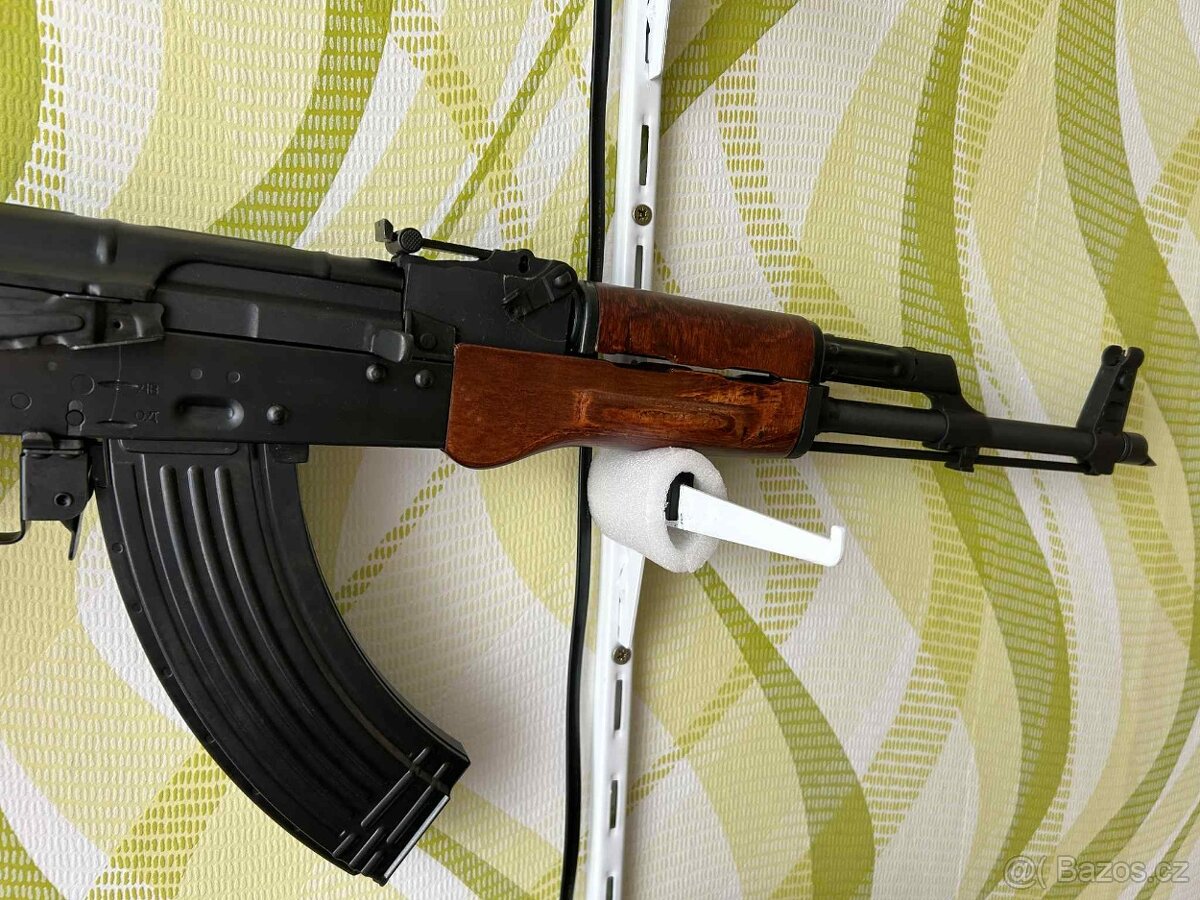 AKM EL 1.9J NA 0.32g - 3