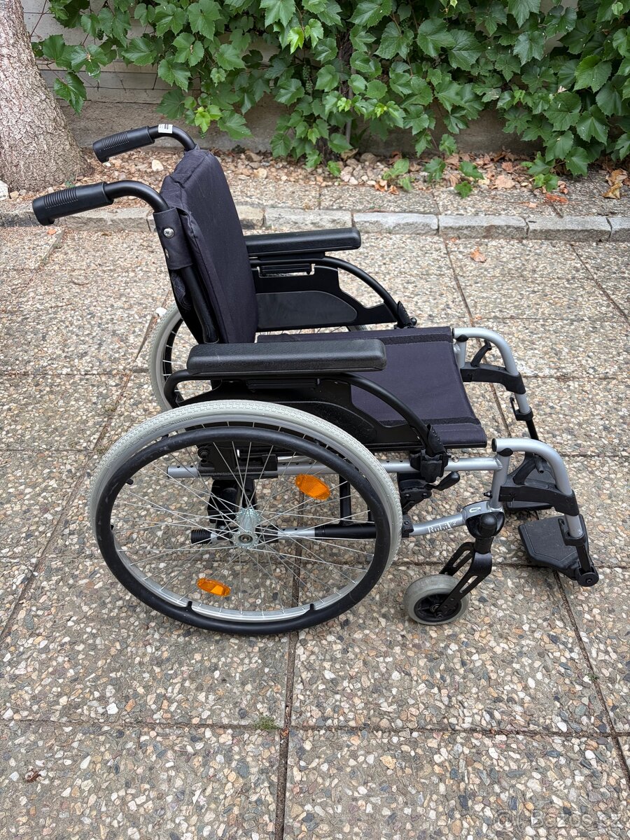 Invalidní vozík Breezy - 3